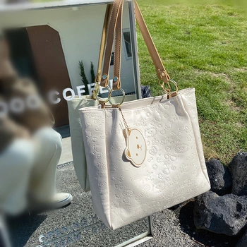 2022 Yeni Kadın Çantası PU deri omuz çantası askılı çanta Bayanlar Yüksek Kapasiteli Taşıma Çantası Gidip Eğlence Sevimli Premium Tote Çanta