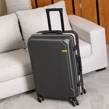 Seyahat bavulları Evrensel dilsiz tekerlek 20 inç carry ons Bagaj Alüminyum çerçeve PC moda haddeleme şifre valiz