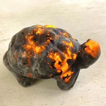 Seik Doğal Yooperlite Kristal Kuvars Alev Taş Kaplumbağa Kafa El Oyması El Sanatları Süsler Reiki Mineraller Odası Dekorasyon Hediyeler