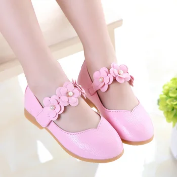 2023 İlkbahar ve Sonbahar Yeni Kore Versiyonu çocuk tek ayakkabı Yumuşak Alt Çiçek Kız deri ayakkabı Prenses Bebek Ayakkabıları