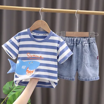 Yaz Kore Erkek Bebek Giysileri 1 ila 2 Yıl Karikatür Çizgili Kısa Kollu T-Shirt Üstleri ve Kot Şort Butik Çocuk Giyim