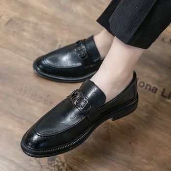 2023 Louboutins erkek ayakkabıları Kişilik Baskı Nefes Yuvarlak Kafa Klasik İş Rahat Parti Günlük Elbise Ayakkabı D6150